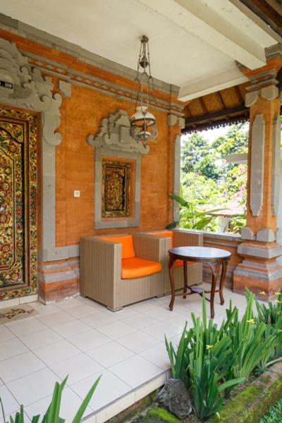 White House Hotel Ubud Exterior foto