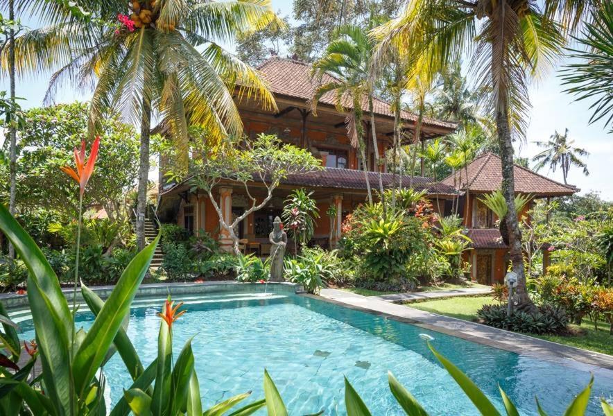 White House Hotel Ubud Exterior foto